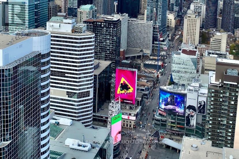 5902 - 197 Yonge Street, Toronto (Church-Yonge Corridor), Ontario  M5B 1M4 - Photo 5 - C12844706