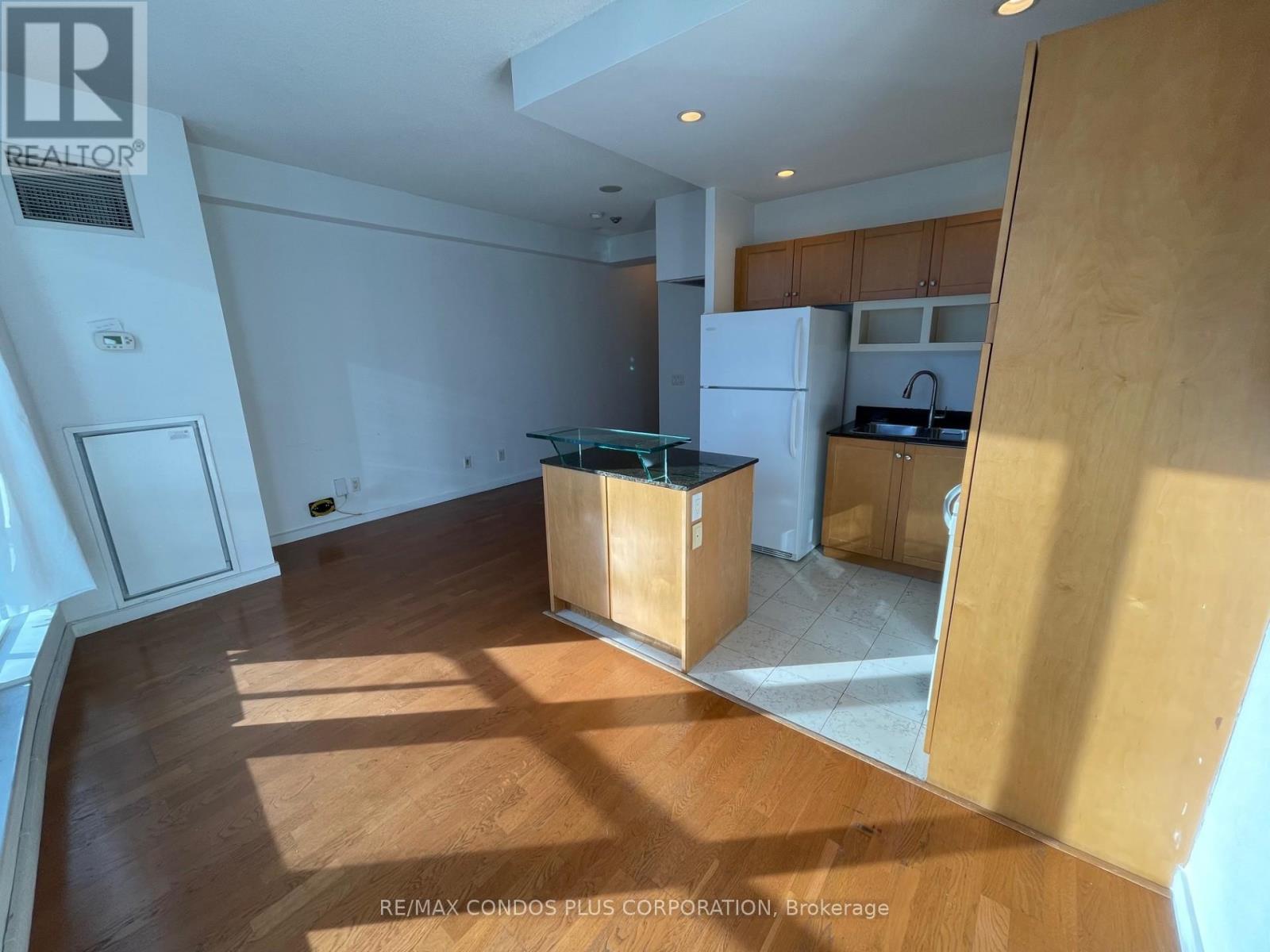 2504 - 8 York Street, Toronto, Ontario  M5J 2Y2 - Photo 17 - C12844712