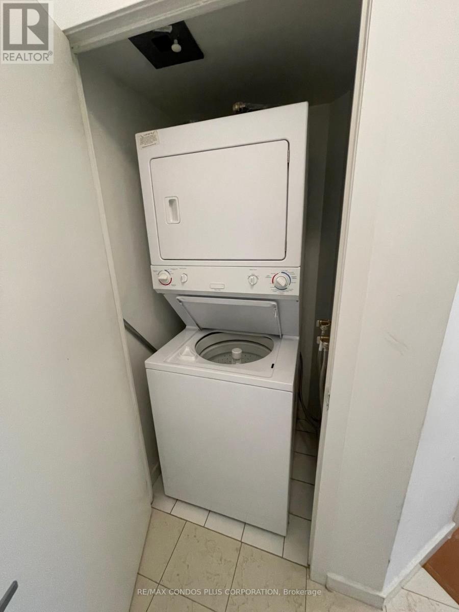 2504 - 8 York Street, Toronto, Ontario  M5J 2Y2 - Photo 5 - C12844712