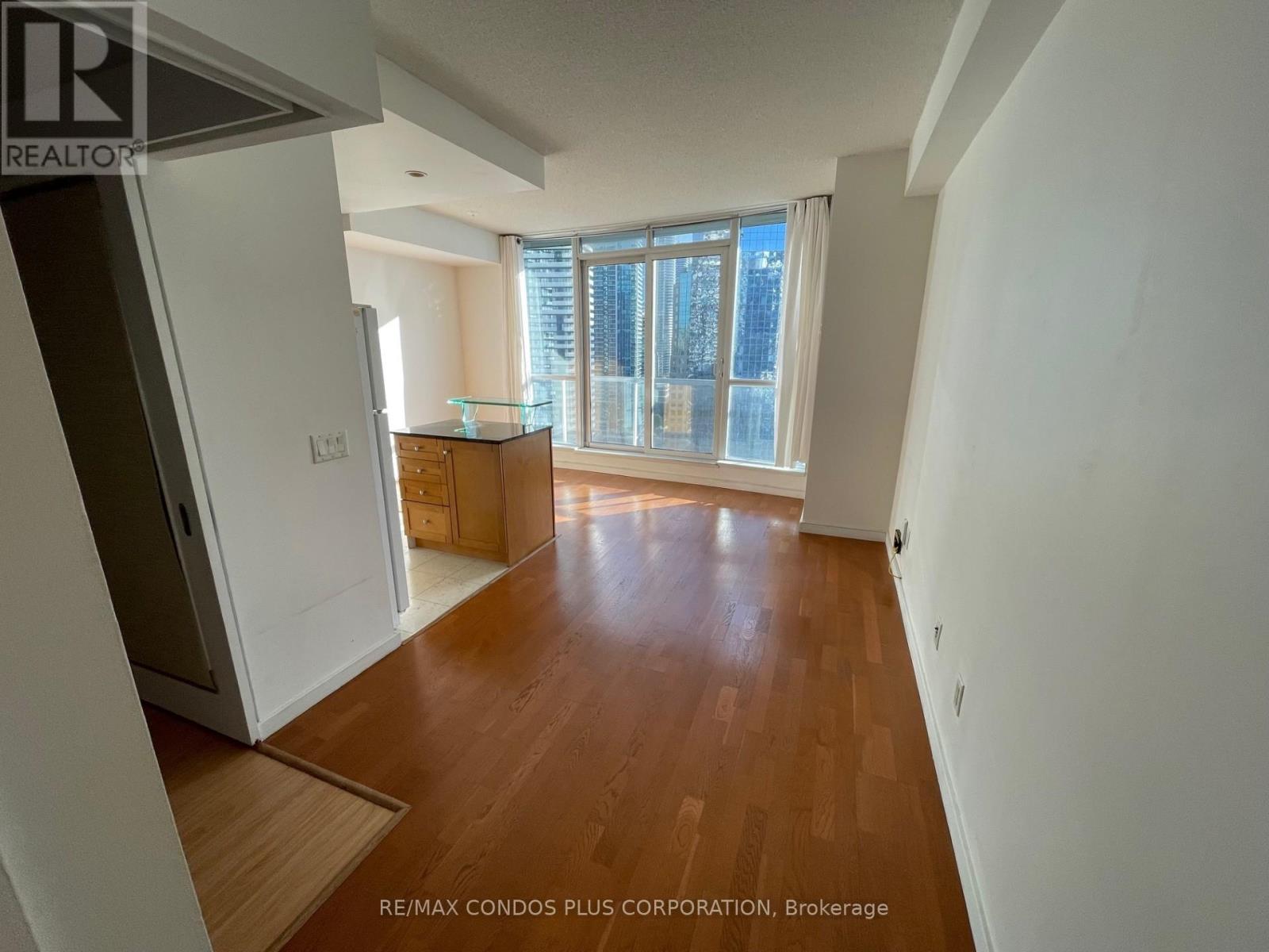 2504 - 8 York Street, Toronto, Ontario  M5J 2Y2 - Photo 9 - C12844712