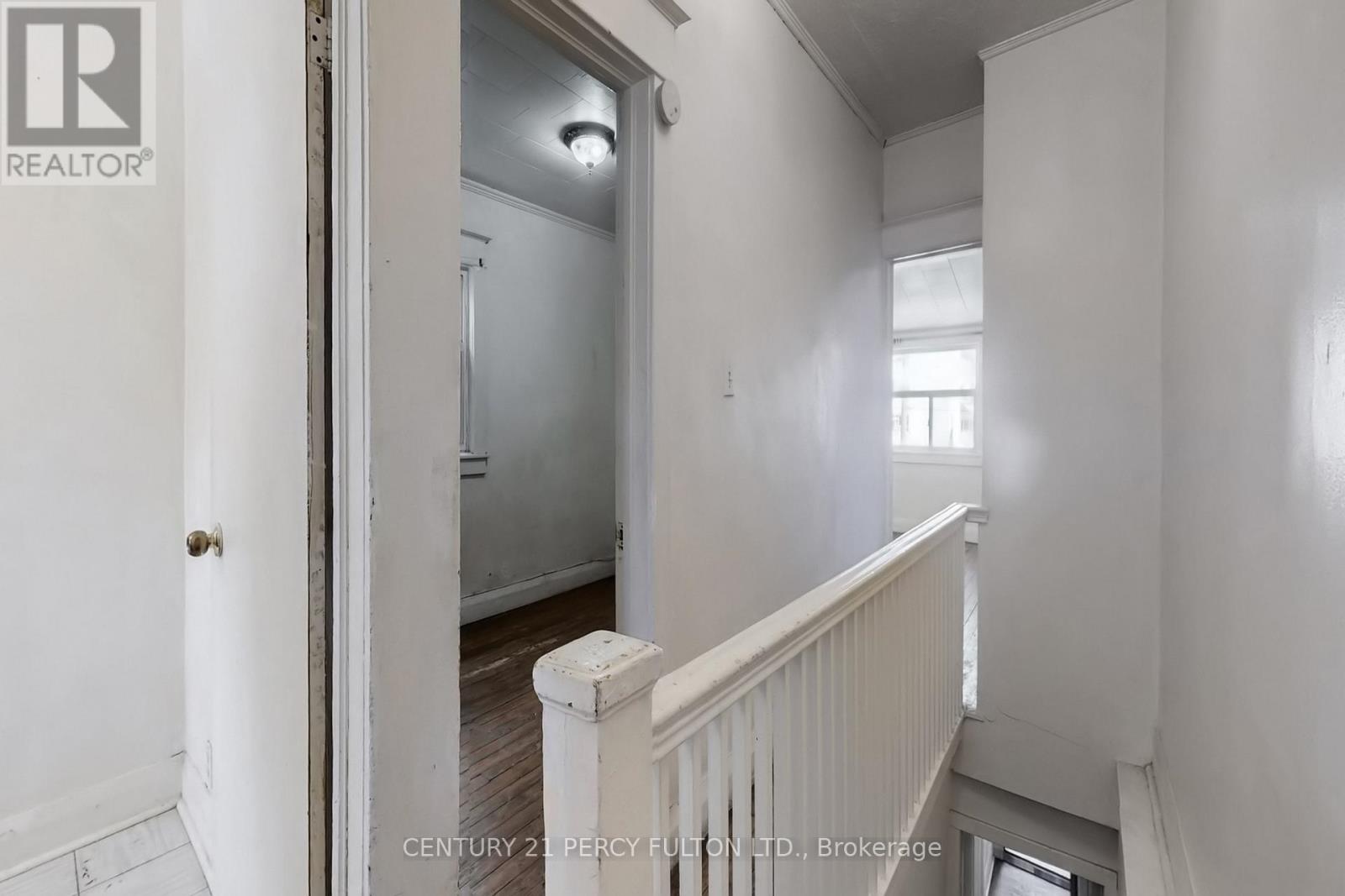 366 Coxwell Avenue, Toronto, Ontario  M4L 3B7 - Photo 20 - E12844636