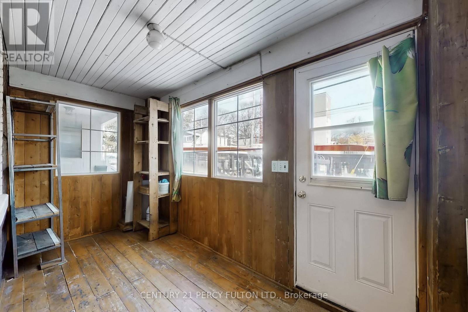 366 Coxwell Avenue, Toronto, Ontario  M4L 3B7 - Photo 3 - E12844636