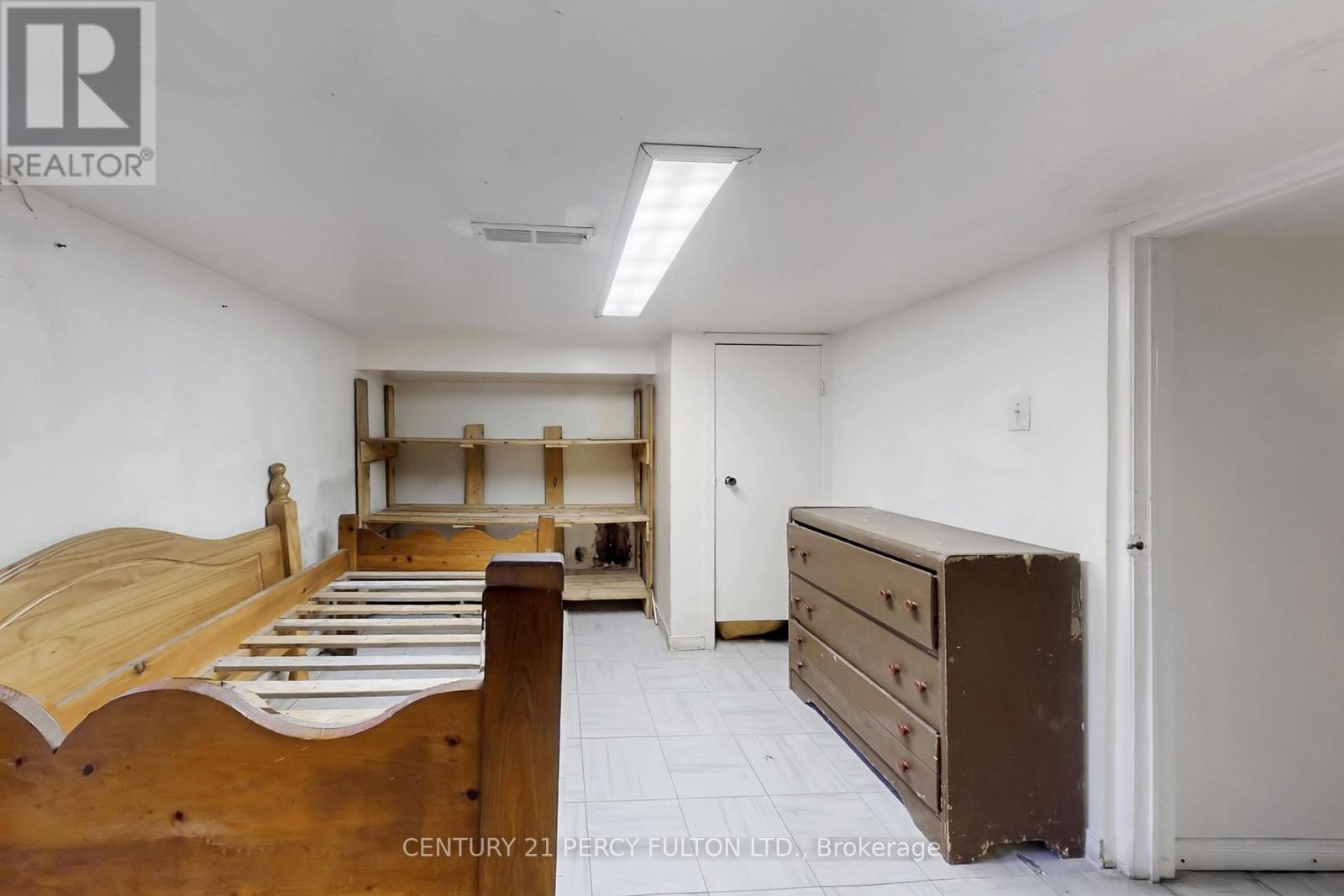 366 Coxwell Avenue, Toronto, Ontario  M4L 3B7 - Photo 37 - E12844636