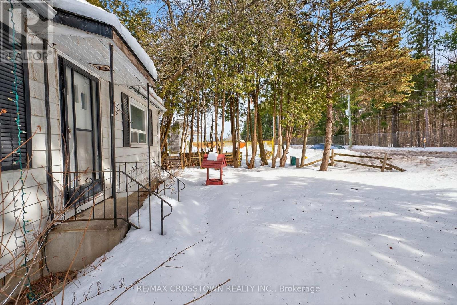 73 Centre Street, Essa, Ontario  L0M 1B0 - Photo 7 - N12844672