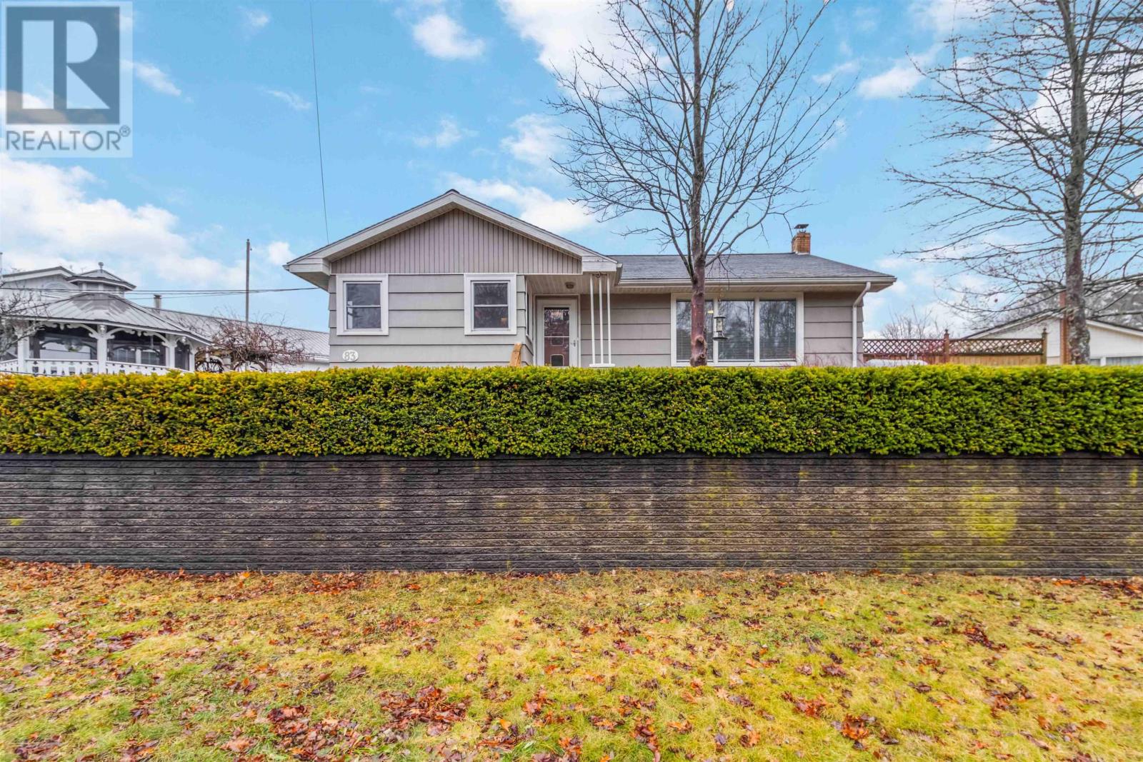 83 Victoria Road, Bridgewater, Nova Scotia  B4V 2N4 - Photo 1 - 202601164