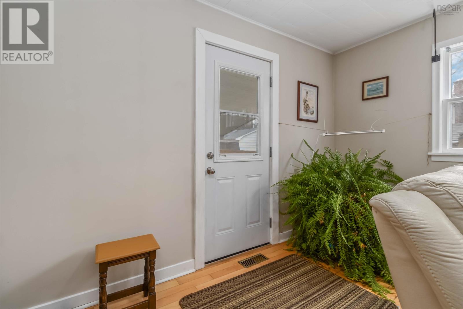 83 Victoria Road, Bridgewater, Nova Scotia  B4V 2N4 - Photo 25 - 202601164