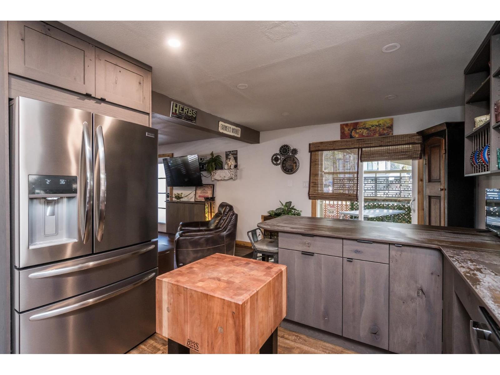 695 Hudson Bay Street, Hope, Hope, British Columbia  V0X 1L4 - Photo 10 - R3094815