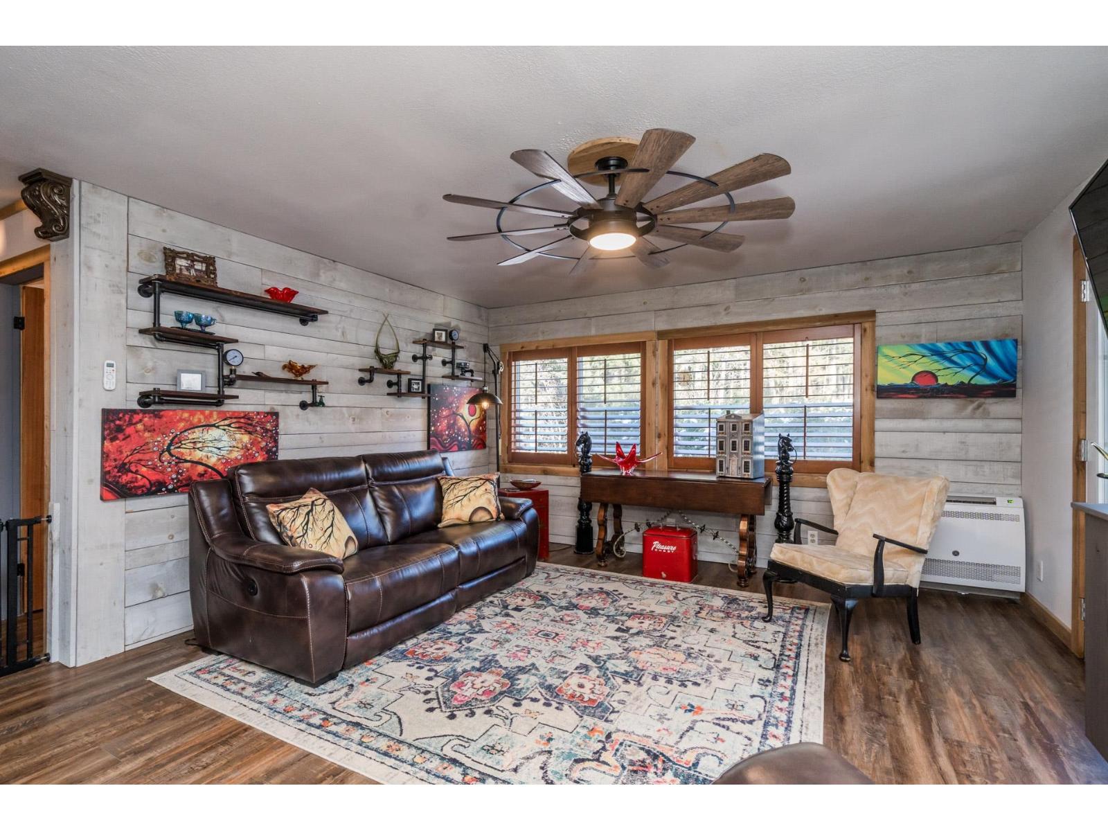 695 Hudson Bay Street, Hope, Hope, British Columbia  V0X 1L4 - Photo 4 - R3094815