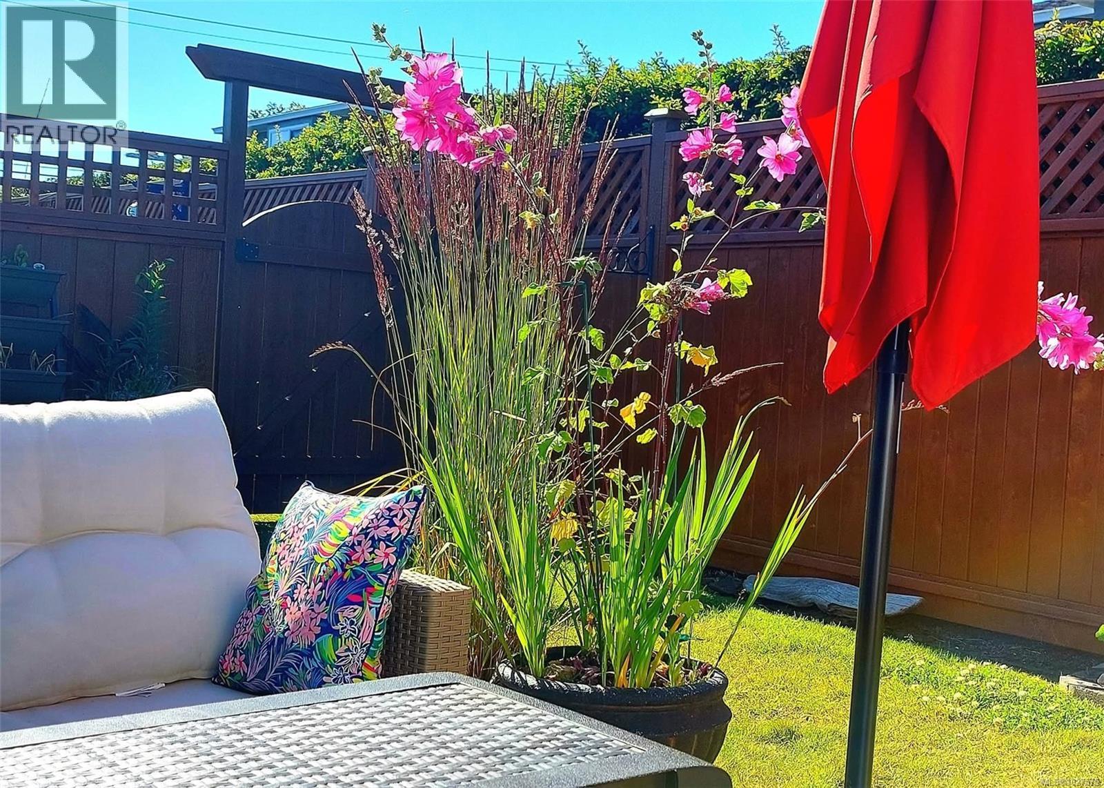 5 10084 Third St, Sidney, British Columbia  V8L 3B3 - Photo 35 - 1027575