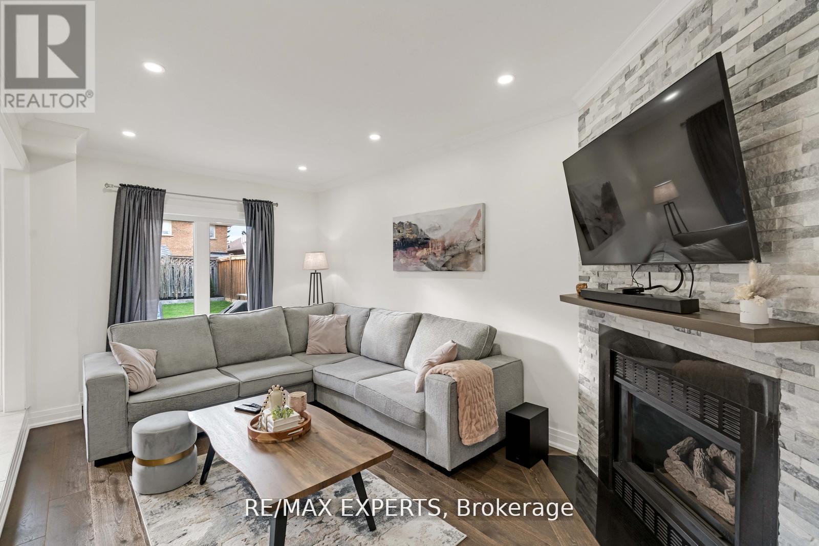 36 Berrydown Drive, Caledon, Ontario  L7E 1P9 - Photo 11 - W12844582