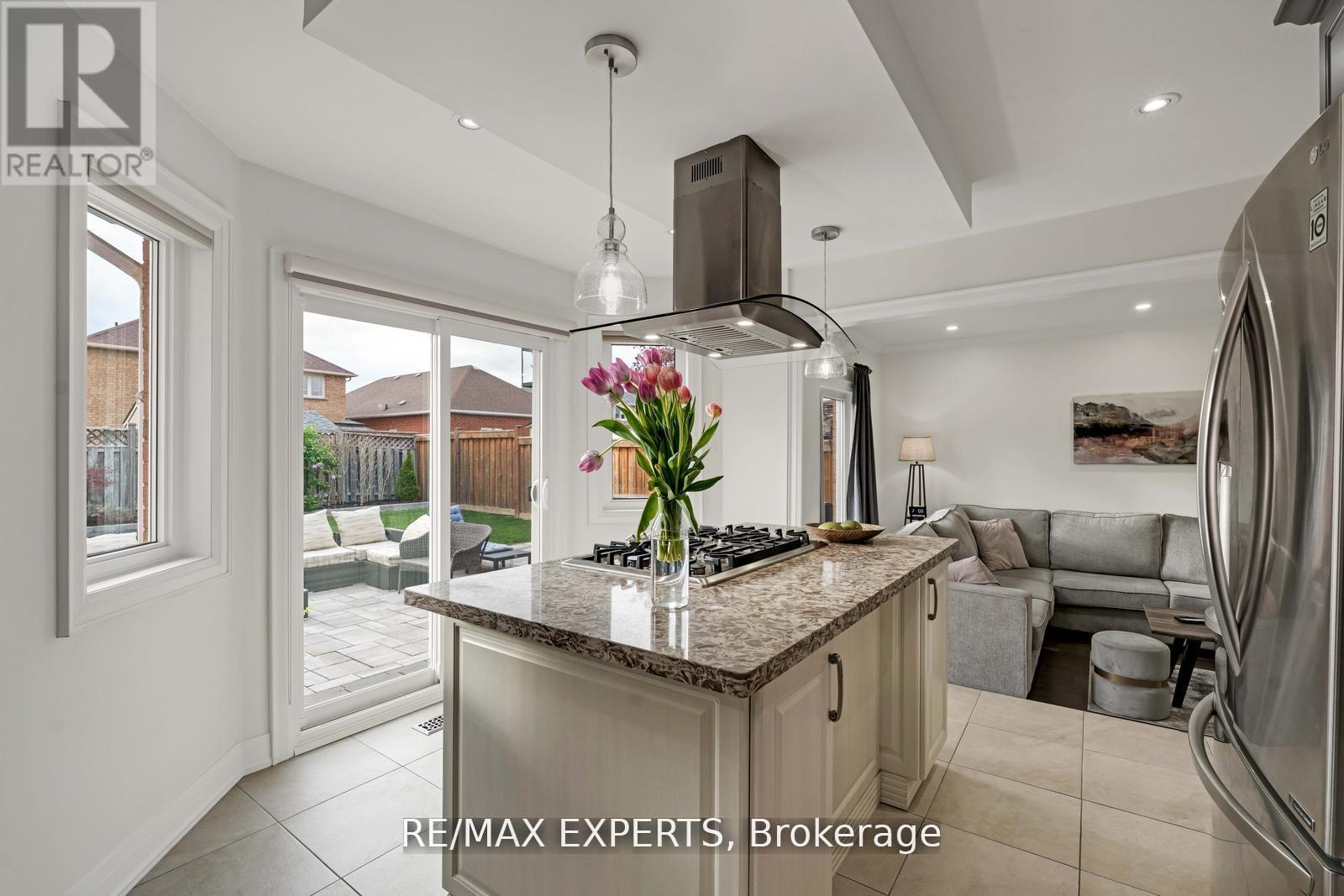 36 Berrydown Drive, Caledon, Ontario  L7E 1P9 - Photo 16 - W12844582