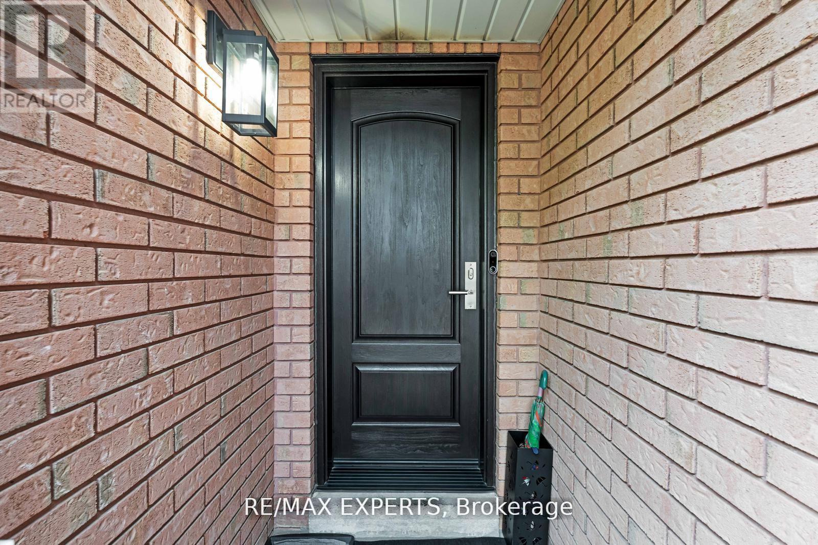 36 Berrydown Drive, Caledon, Ontario  L7E 1P9 - Photo 8 - W12844582