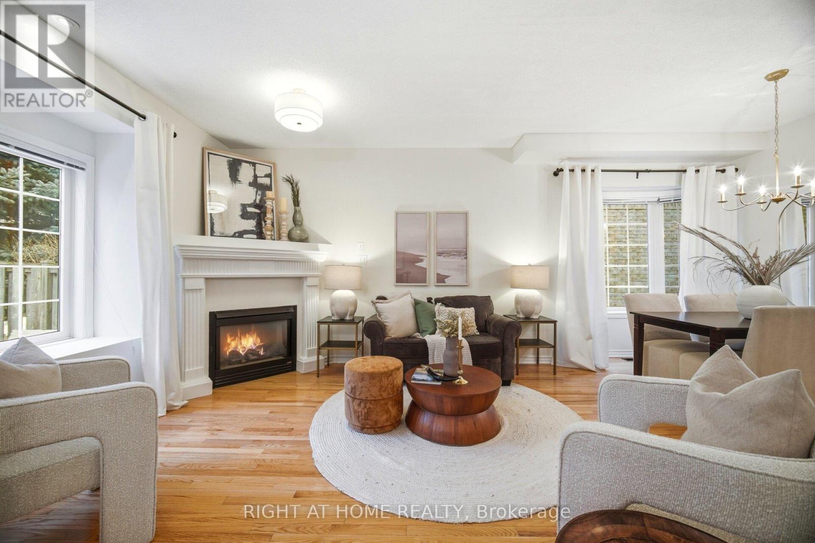 1353 Stephenson Drive, Burlington, Ontario  L7S 2M4 - Photo 12 - W12844598