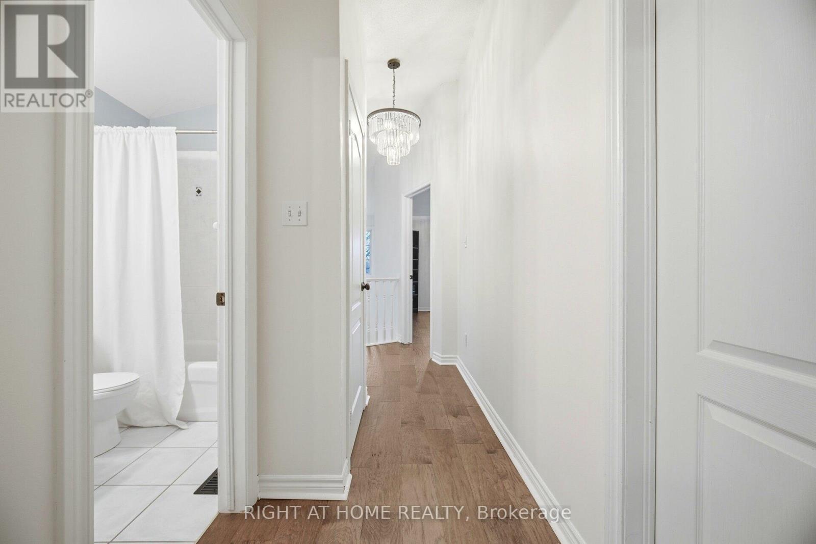 1353 Stephenson Drive, Burlington, Ontario  L7S 2M4 - Photo 24 - W12844598