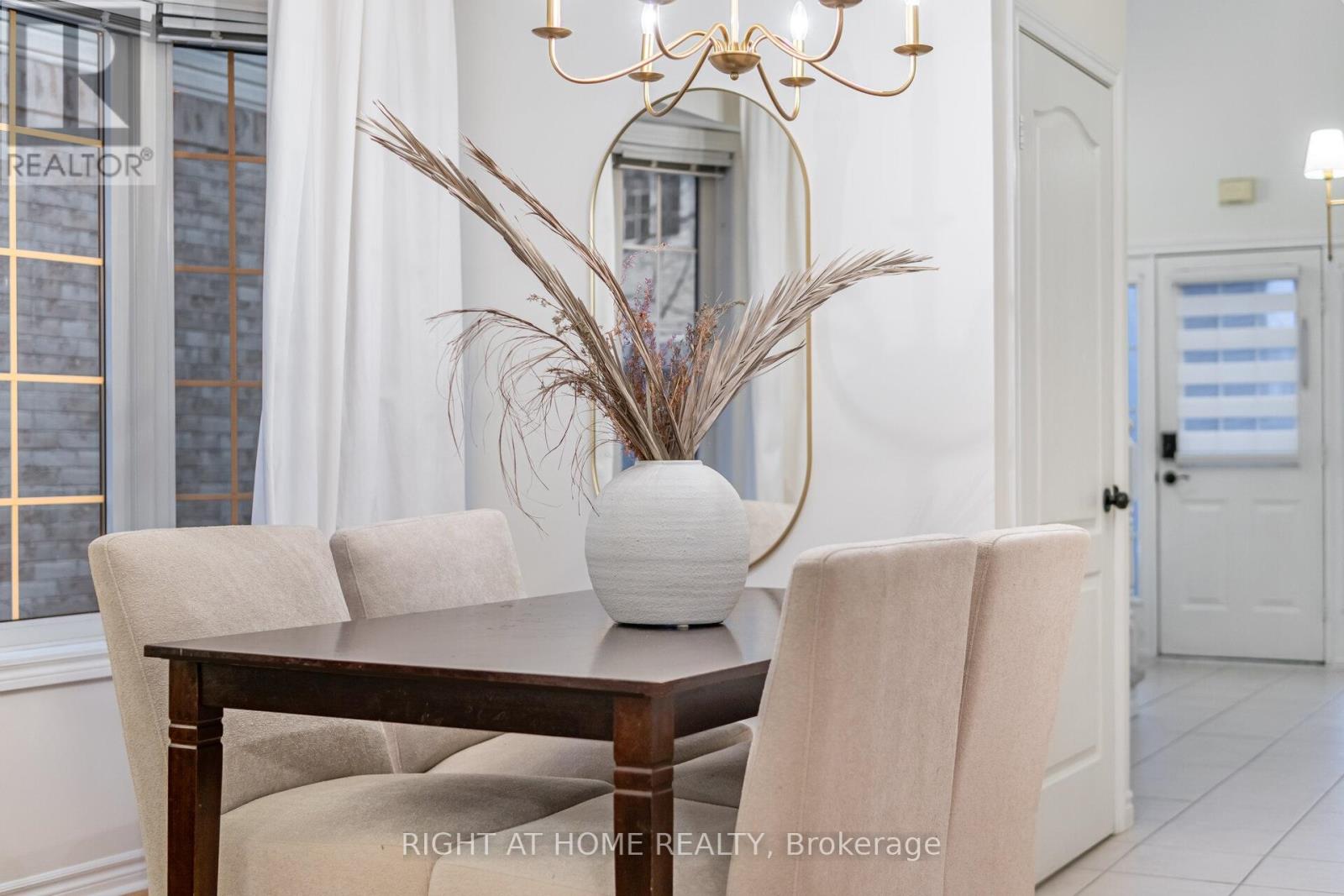 1353 Stephenson Drive, Burlington, Ontario  L7S 2M4 - Photo 8 - W12844598