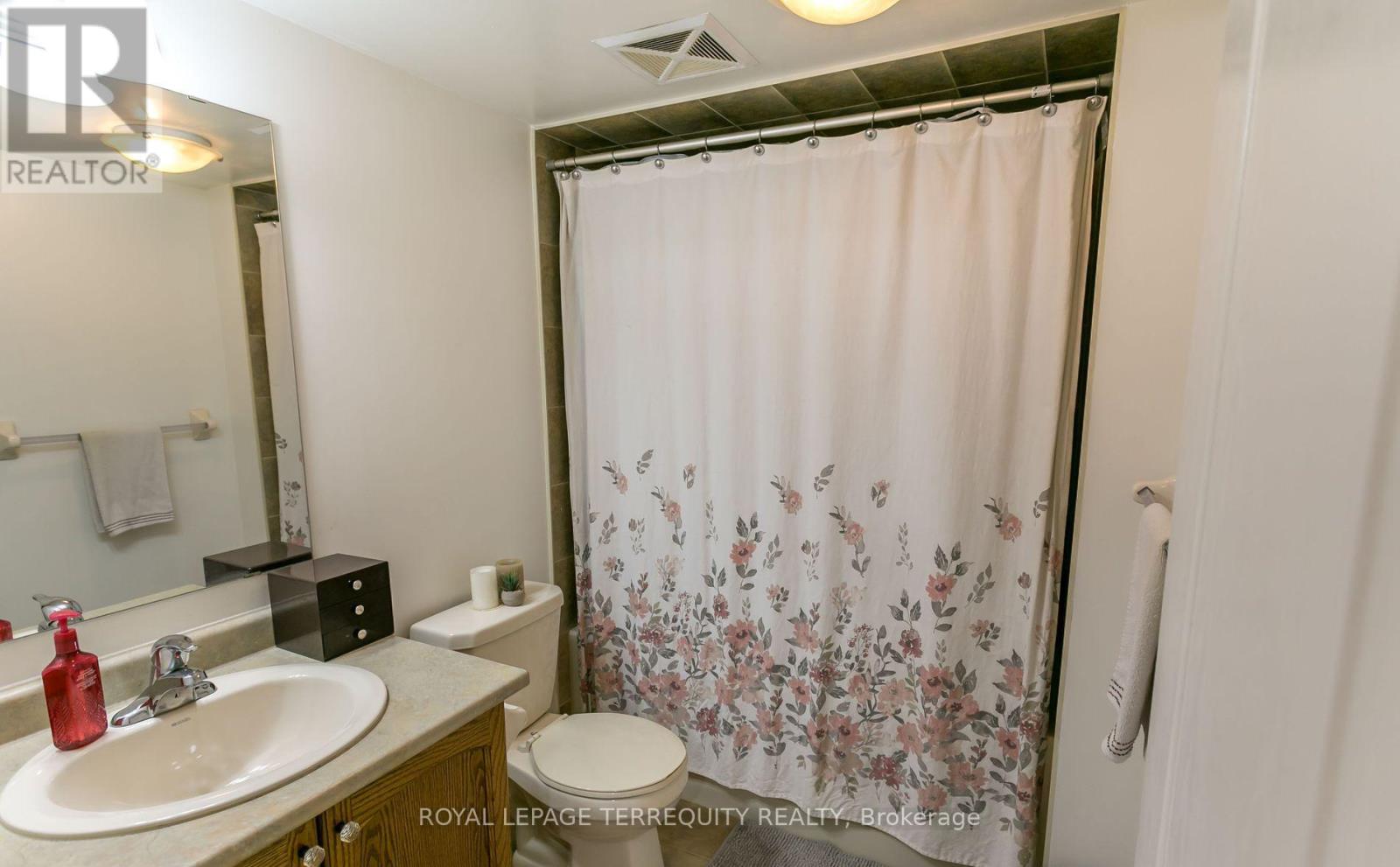 13 - 3250 Bentley Drive, Mississauga, Ontario  L5M 0P7 - Photo 11 - W12844640