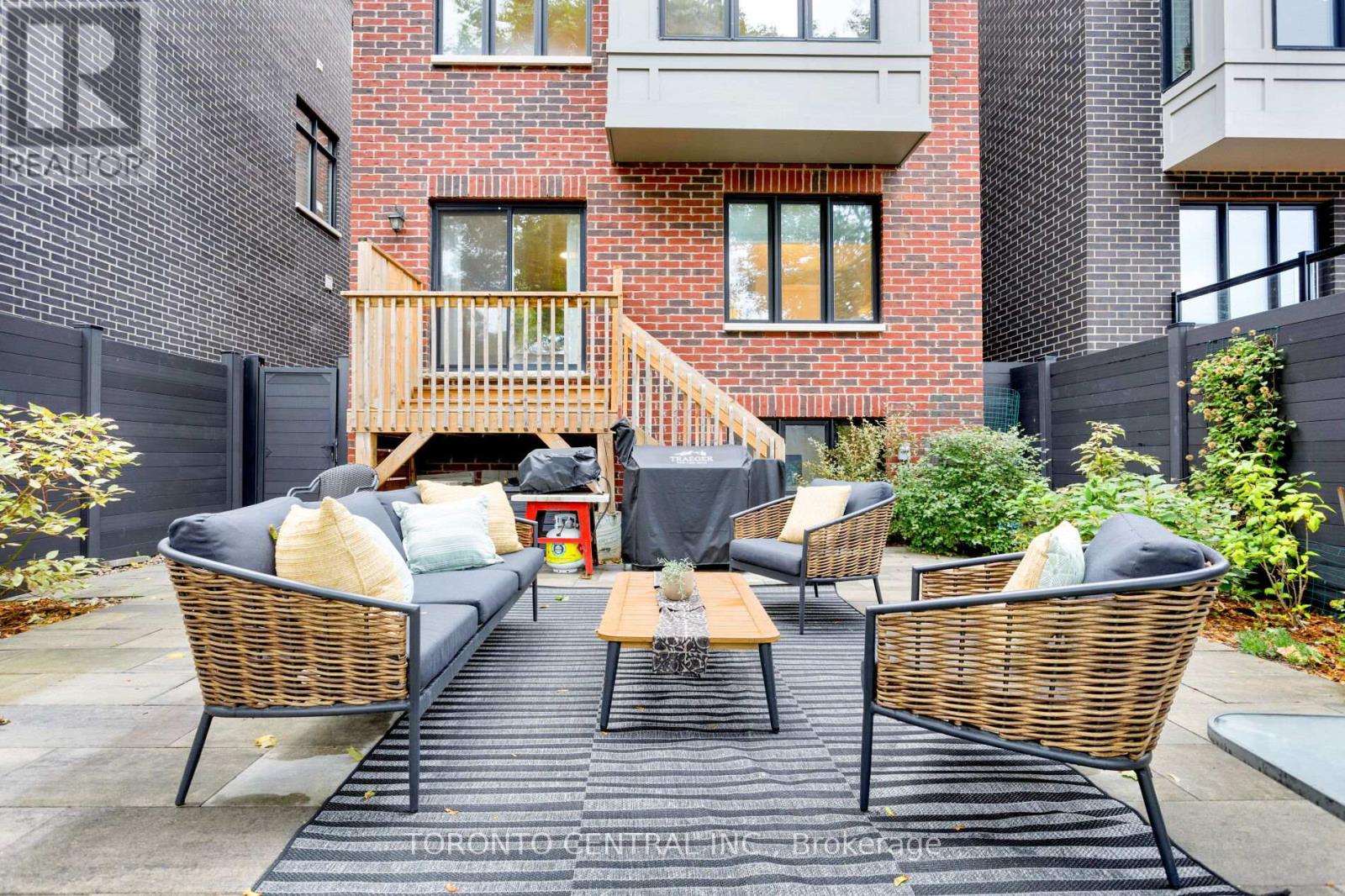 9 Chimney Swift Court, Toronto, Ontario  M9B 0C6 - Photo 42 - W12844654