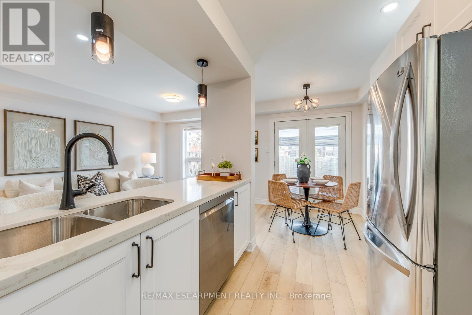 17 - 2350 Grand Ravine Drive, Oakville, Ontario  L6H 6E2 - Photo 19 - W12844656