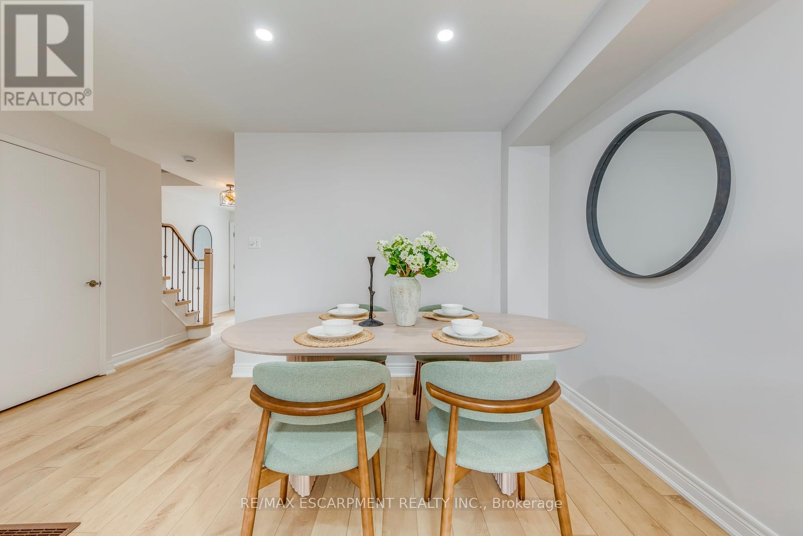 17 - 2350 Grand Ravine Drive, Oakville, Ontario  L6H 6E2 - Photo 6 - W12844656