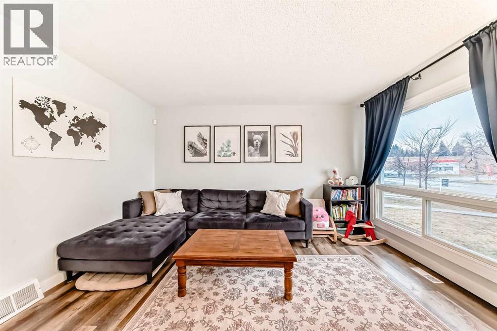 1227 137 Avenue Se, Calgary, Alberta  T2J 6N5 - Photo 11 - A2289554