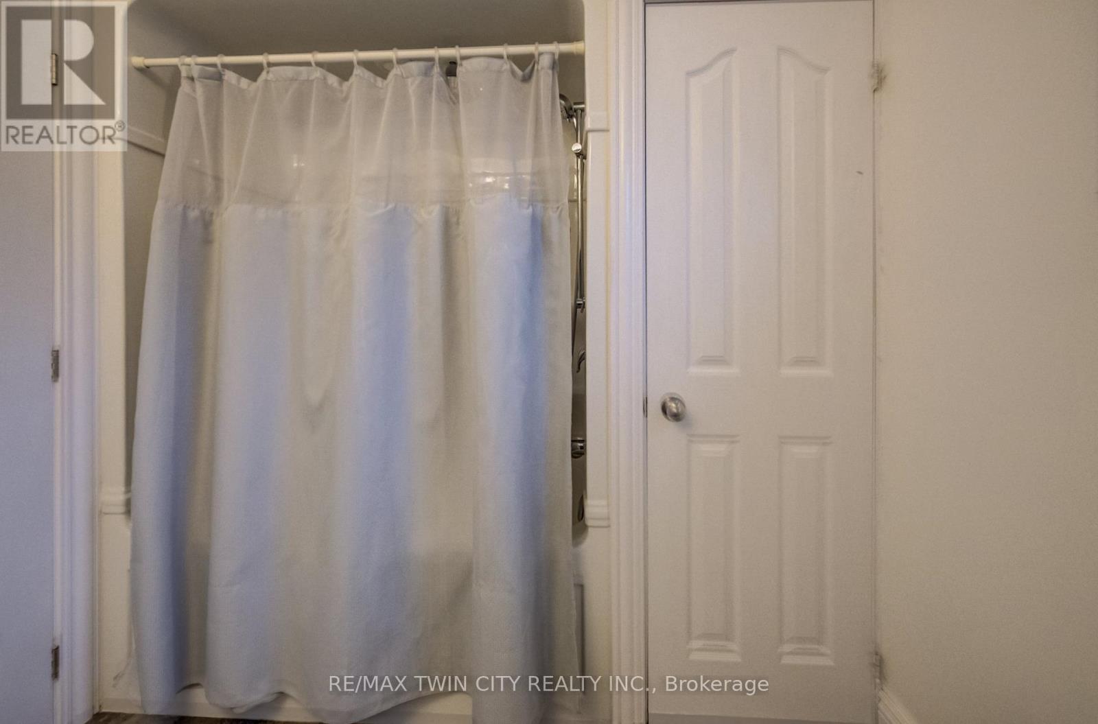 530 Frederick Street, Cambridge, Ontario  N3H 2A2 - Photo 21 - X12844572