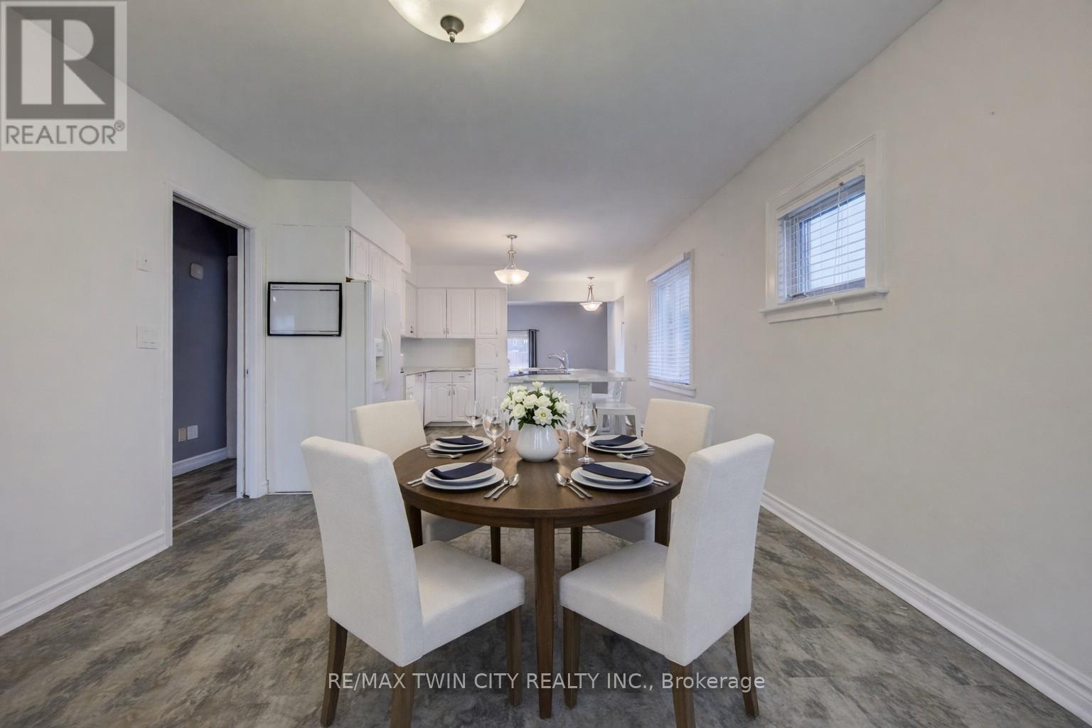 530 Frederick Street, Cambridge, Ontario  N3H 2A2 - Photo 3 - X12844572