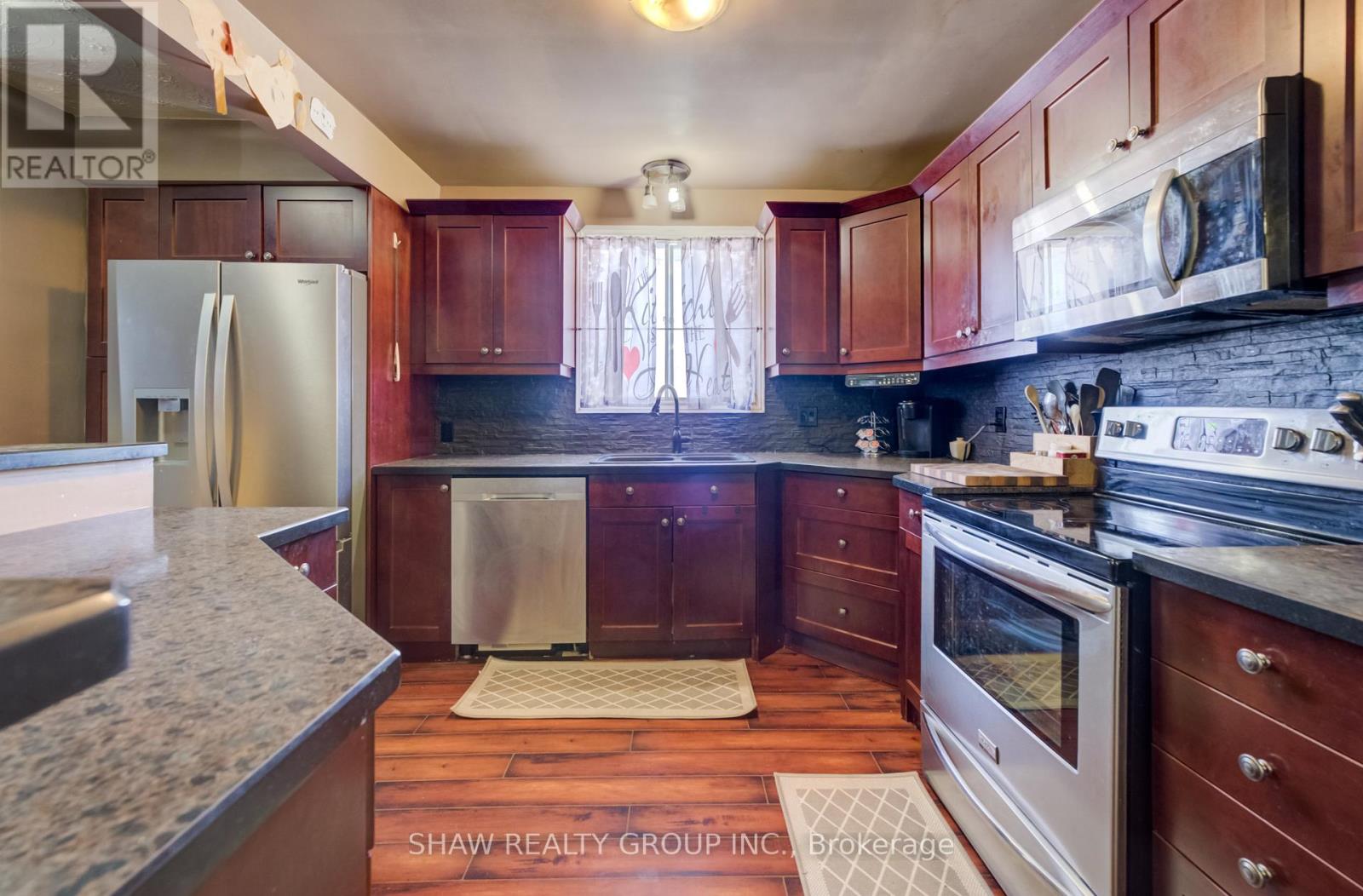 90 Bakersfield Drive, Cambridge, Ontario  N1R 6X6 - Photo 11 - X12844630