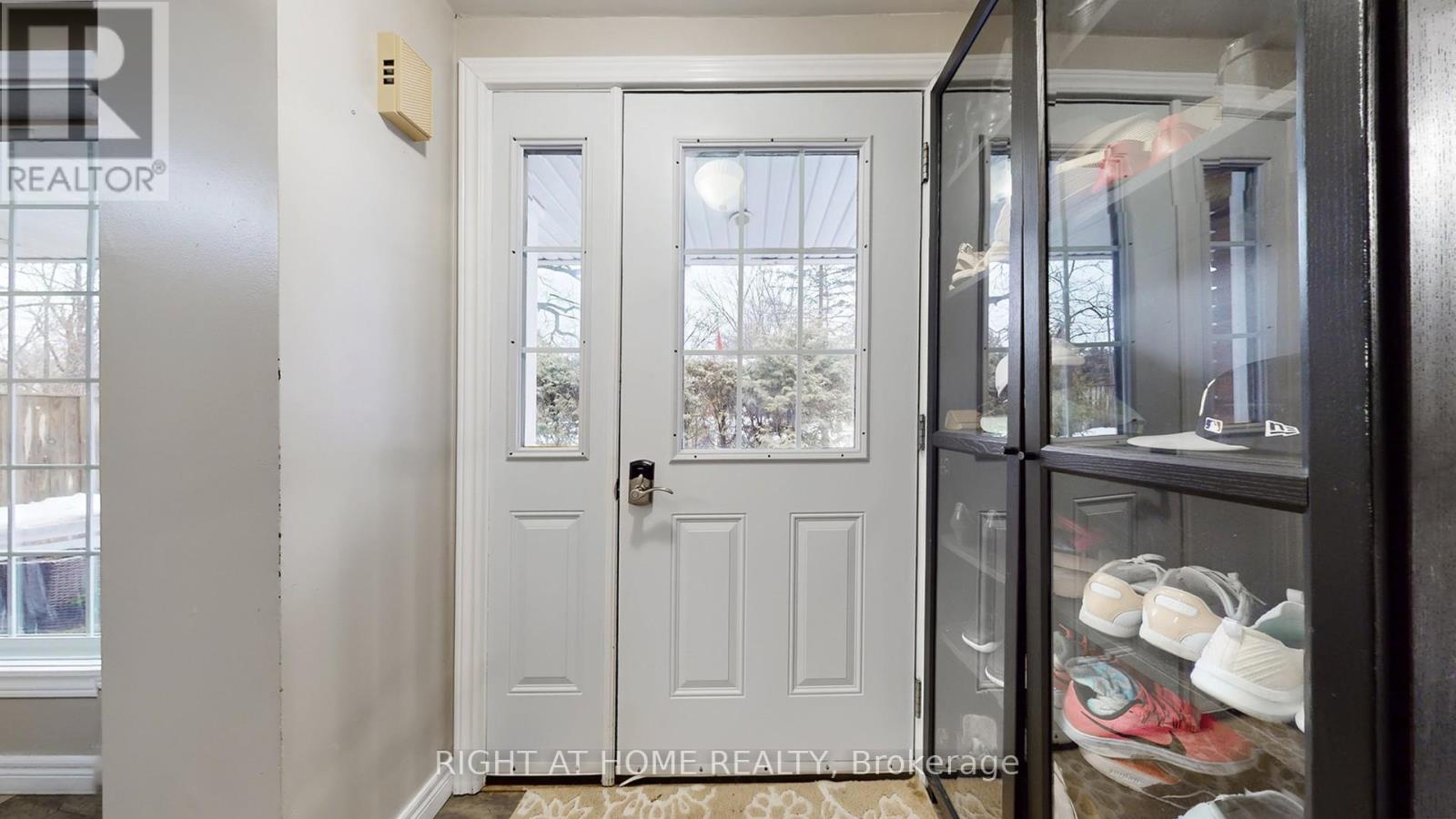 301 Garner Road E, Hamilton, Ontario  L9G 3K9 - Photo 17 - X12844648