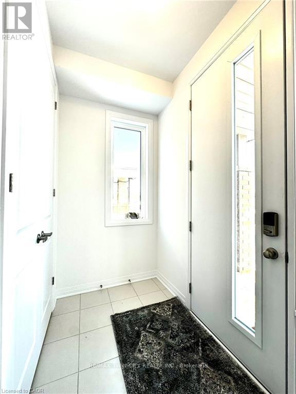 91 Manuel Street, Stratford, Ontario  N5A 0M1 - Photo 5 - X12844670