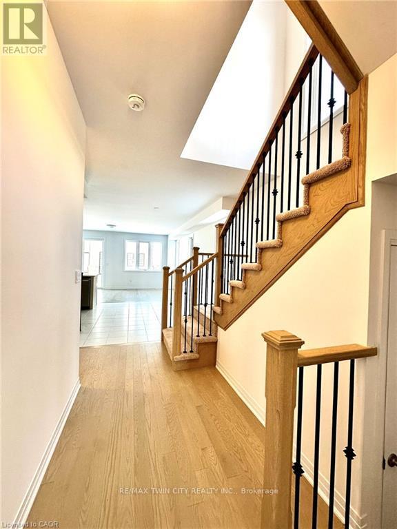 91 Manuel Street, Stratford, Ontario  N5A 0M1 - Photo 9 - X12844670