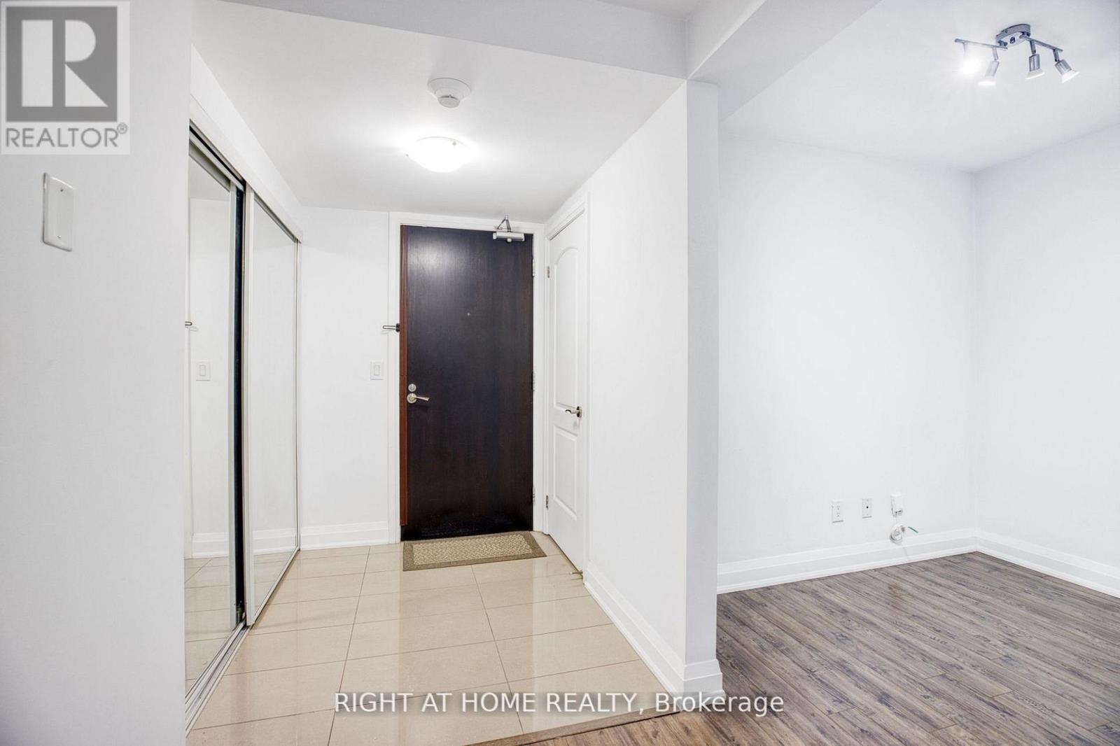 804 - 20 North Park Road, Vaughan, Ontario  L4J 0G7 - Photo 19 - N12844652