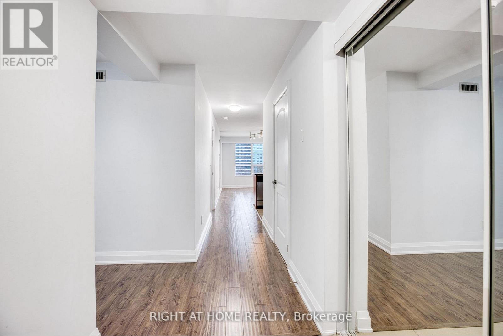 804 - 20 North Park Road, Vaughan, Ontario  L4J 0G7 - Photo 21 - N12844652