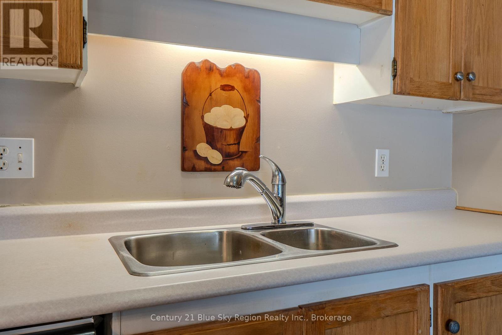 104 - 149 Lindsay Street, North Bay, Ontario  P1B 7Z1 - Photo 13 - X12844902