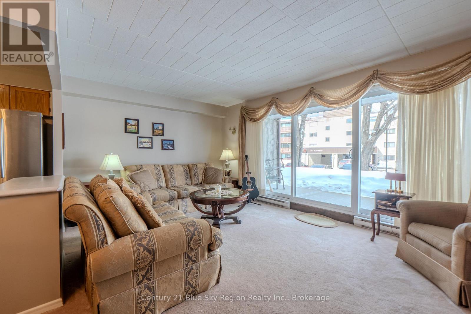 104 - 149 Lindsay Street, North Bay, Ontario  P1B 7Z1 - Photo 3 - X12844902