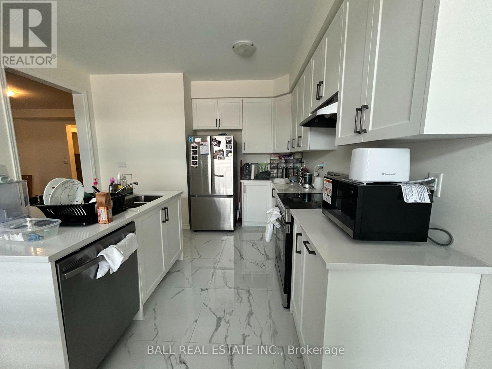 12 Fire King Drive, Whitby, Ontario  L1P 0R4 - Photo 6 - E12844914