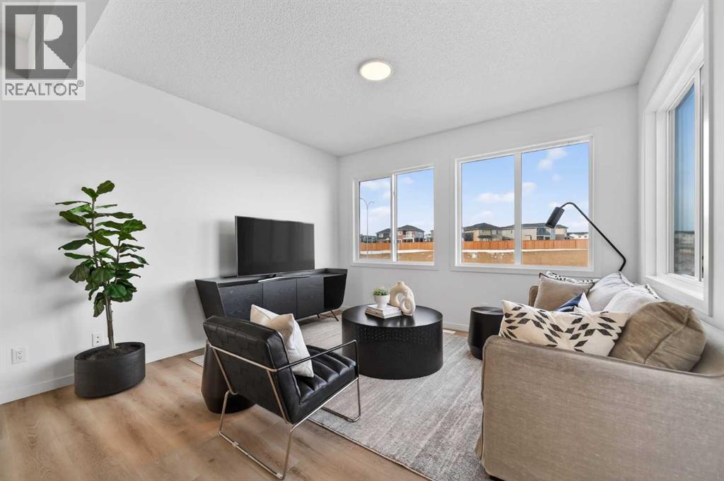 409 Corner Glen Way Ne, Calgary, Alberta  T3N 2P1 - Photo 7 - A2253055