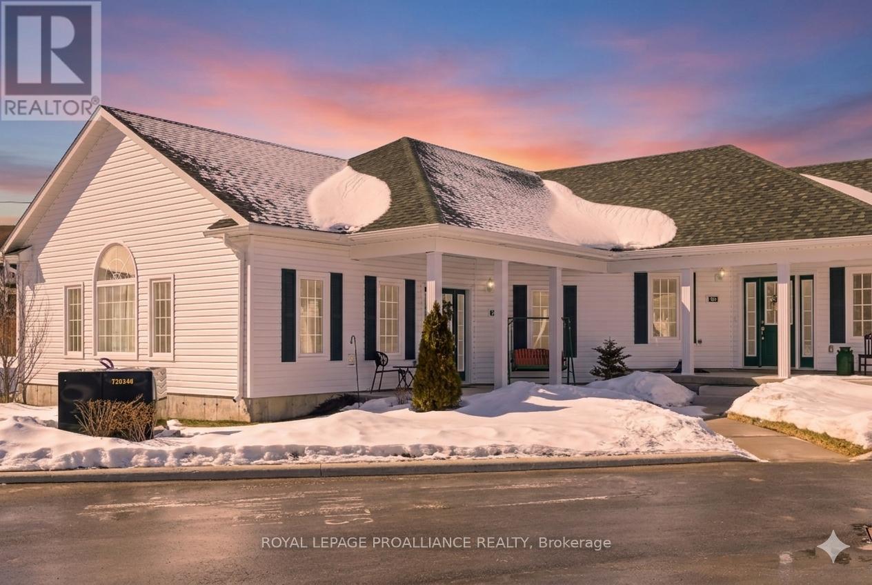 202 - 300 Croft Street, Port Hope, Ontario L1A 0E1 - Photo 1 - X12844778