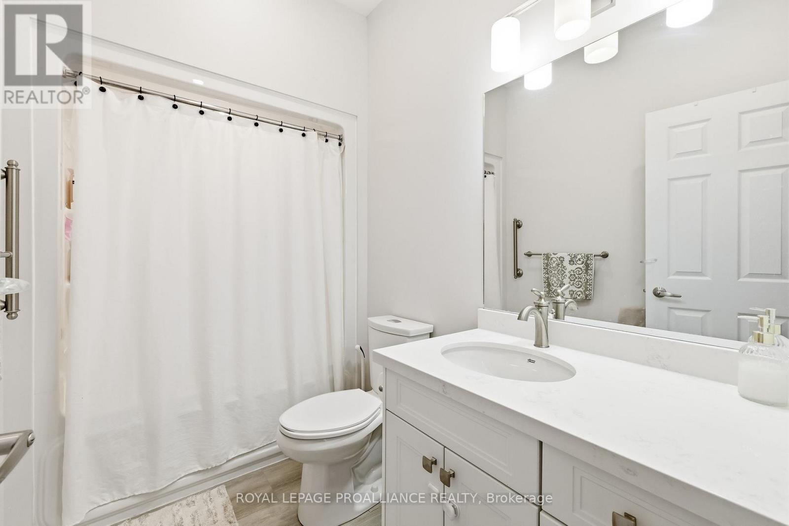 202 - 300 Croft Street, Port Hope, Ontario L1A 0E1 - Photo 21 - X12844778