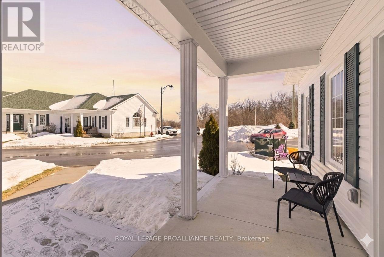 202 - 300 Croft Street, Port Hope, Ontario L1A 0E1 - Photo 3 - X12844778