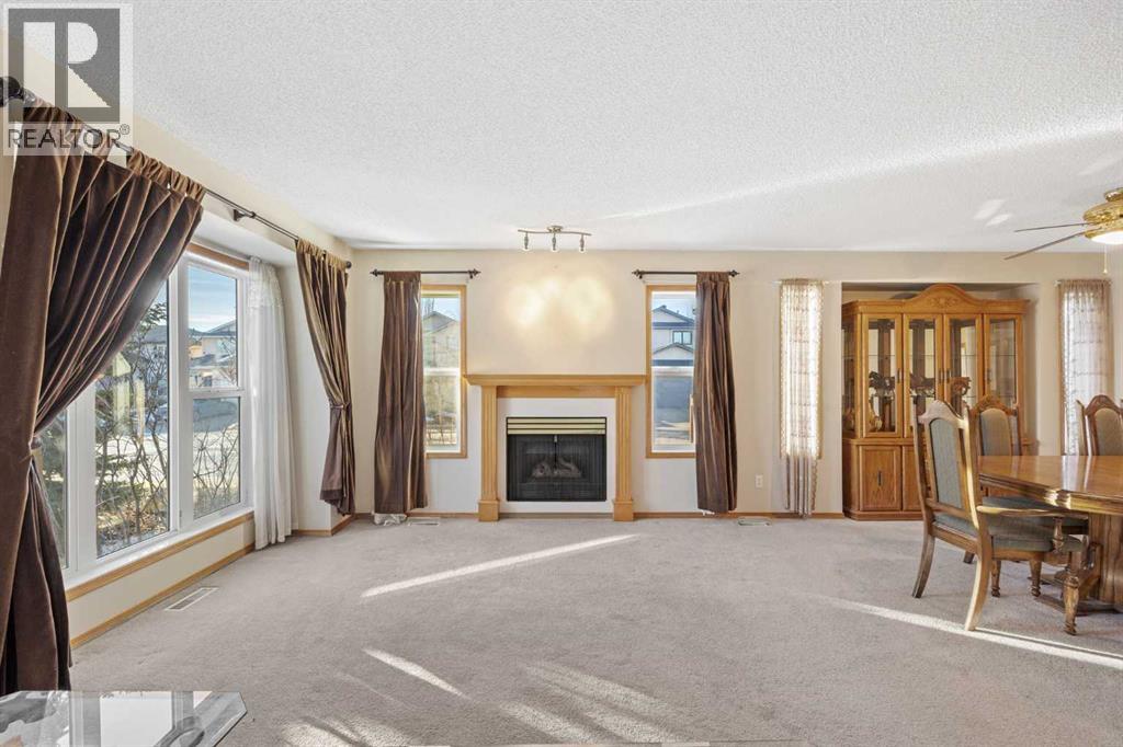 220 Sunset Place, Okotoks, Alberta  T1S 1P3 - Photo 4 - A2268466