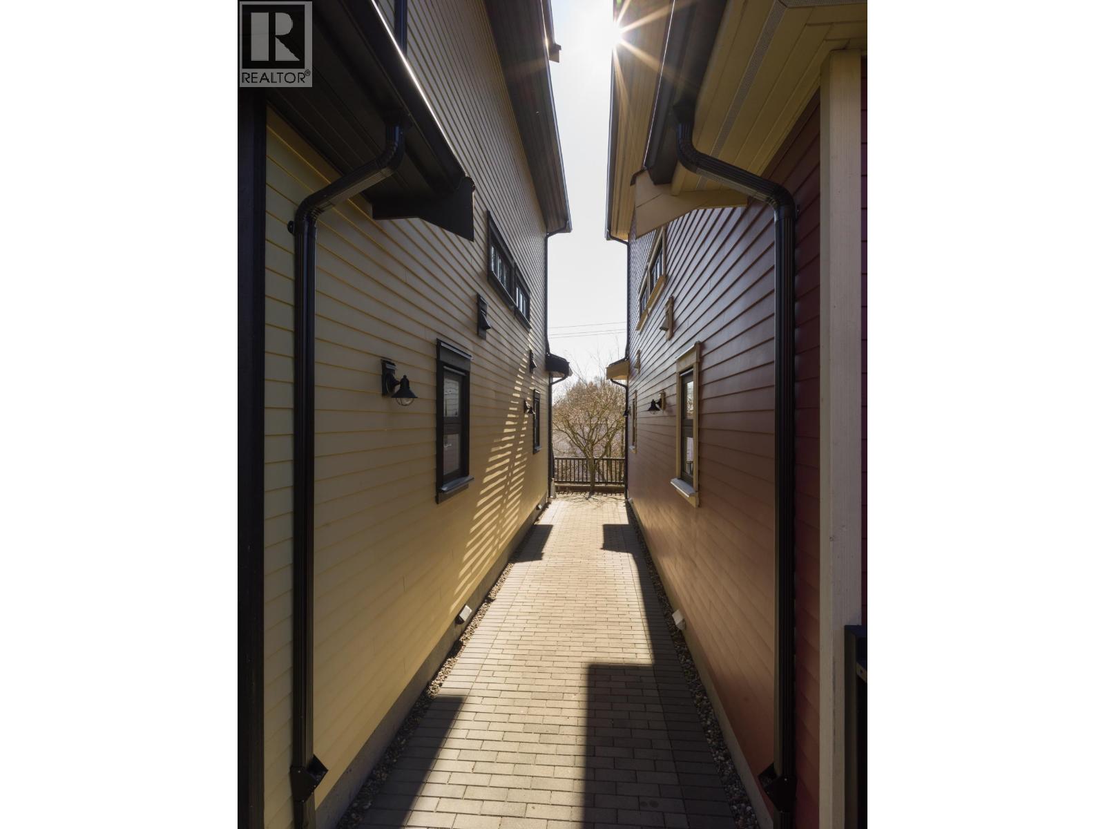 723 Union Street, Vancouver, British Columbia  V6A 2C3 - Photo 30 - R3095483