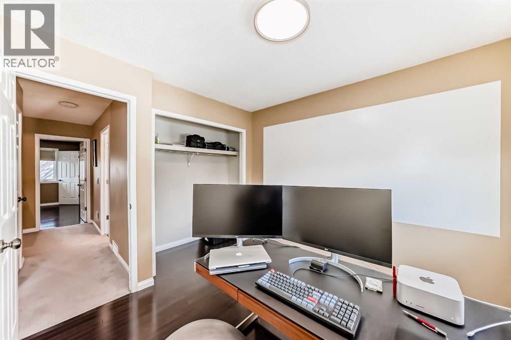 402 Citadel Heights Nw, Calgary, Alberta  T3G 4A1 - Photo 28 - A2280237