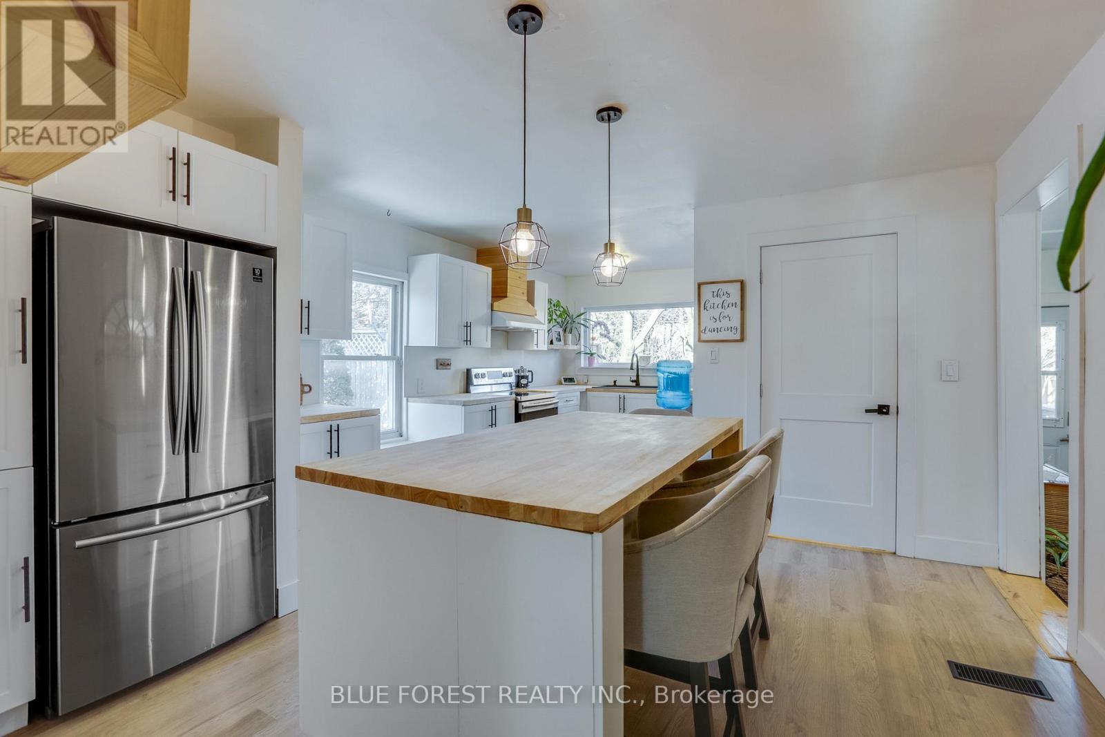 131 Emily Street, Strathroy-Caradoc, Ontario  N7G 2Z7 - Photo 16 - X12844782