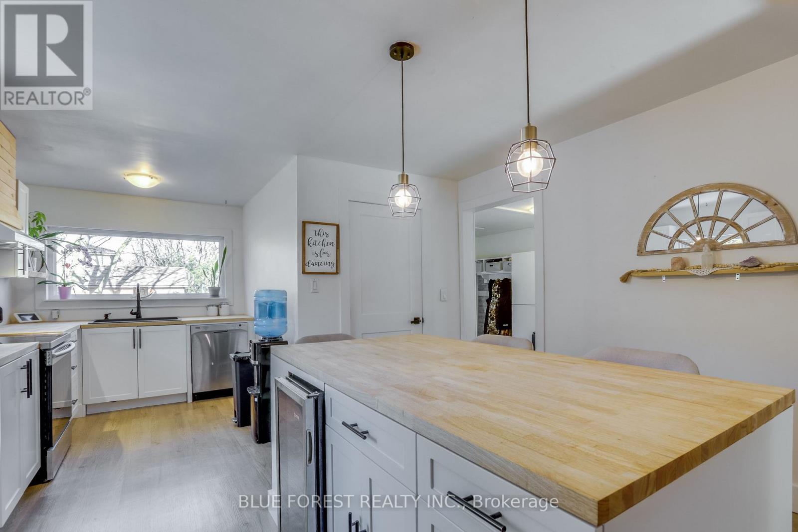 131 Emily Street, Strathroy-Caradoc, Ontario  N7G 2Z7 - Photo 17 - X12844782