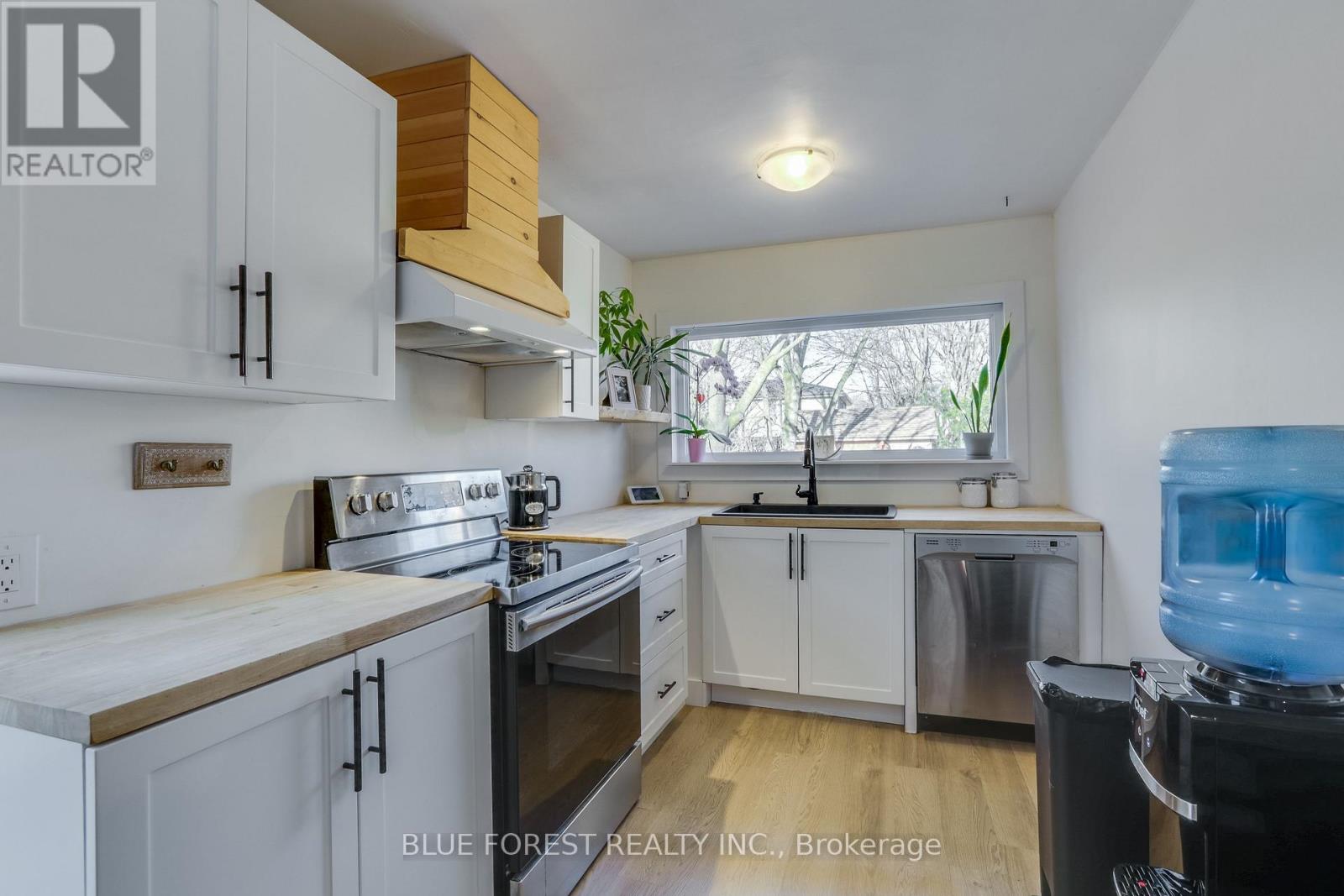 131 Emily Street, Strathroy-Caradoc, Ontario  N7G 2Z7 - Photo 20 - X12844782