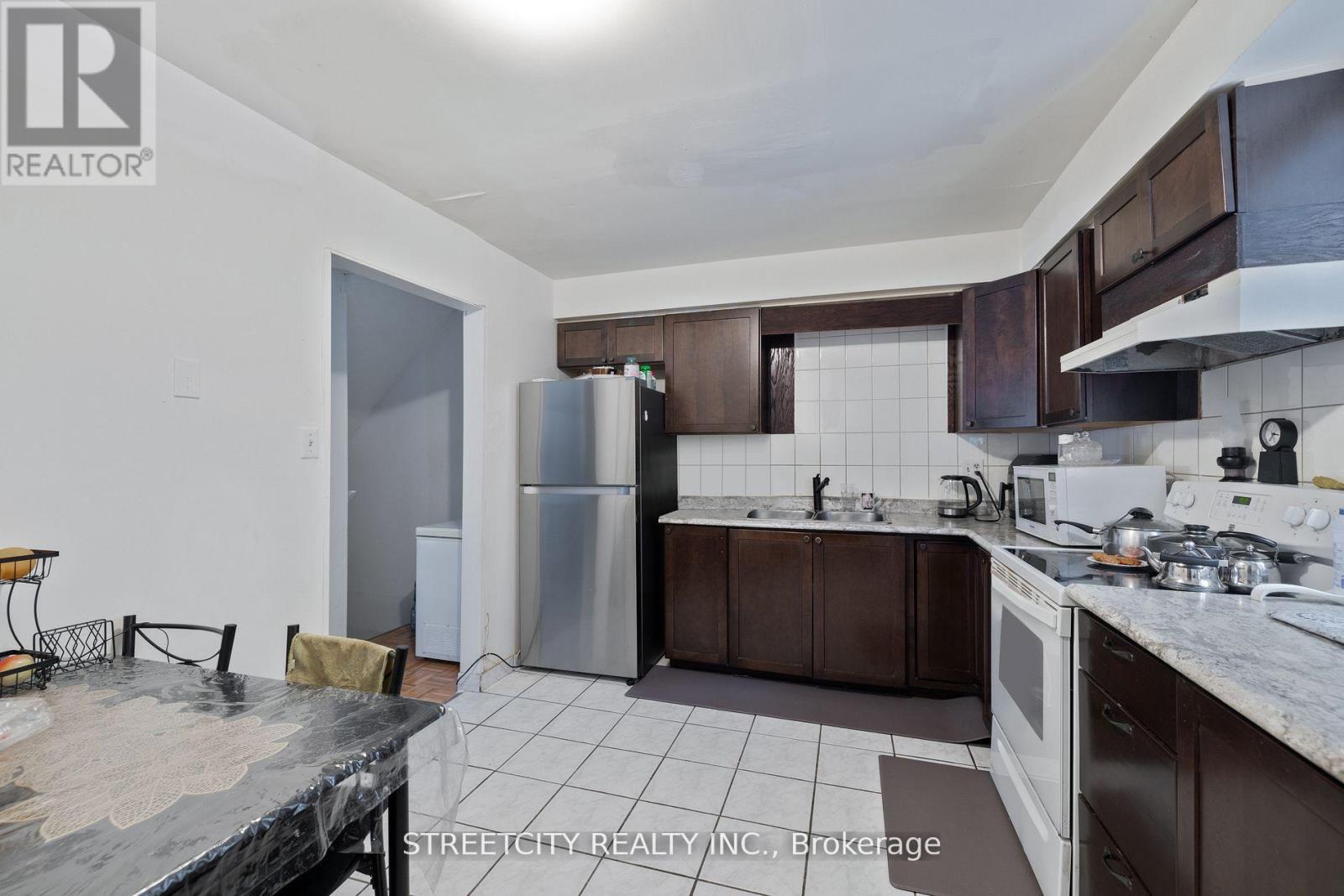 40 - 311 Vesta Road, London East, Ontario  N5Y 5J3 - Photo 4 - X12844874