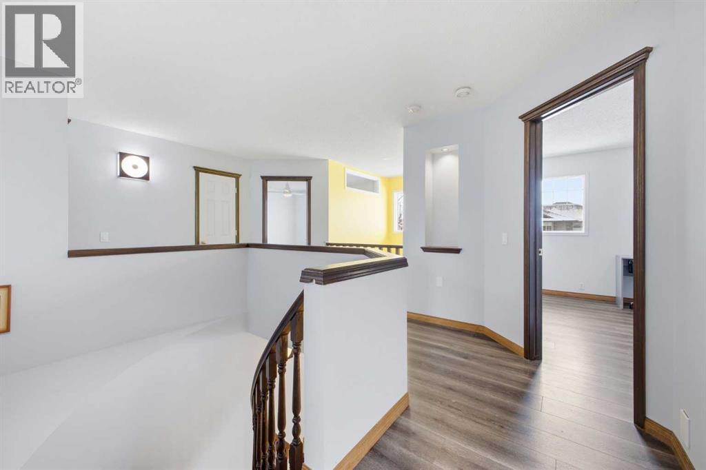 46 Sunset Way Se, Calgary, Alberta  T2X 3H6 - Photo 25 - A2289993