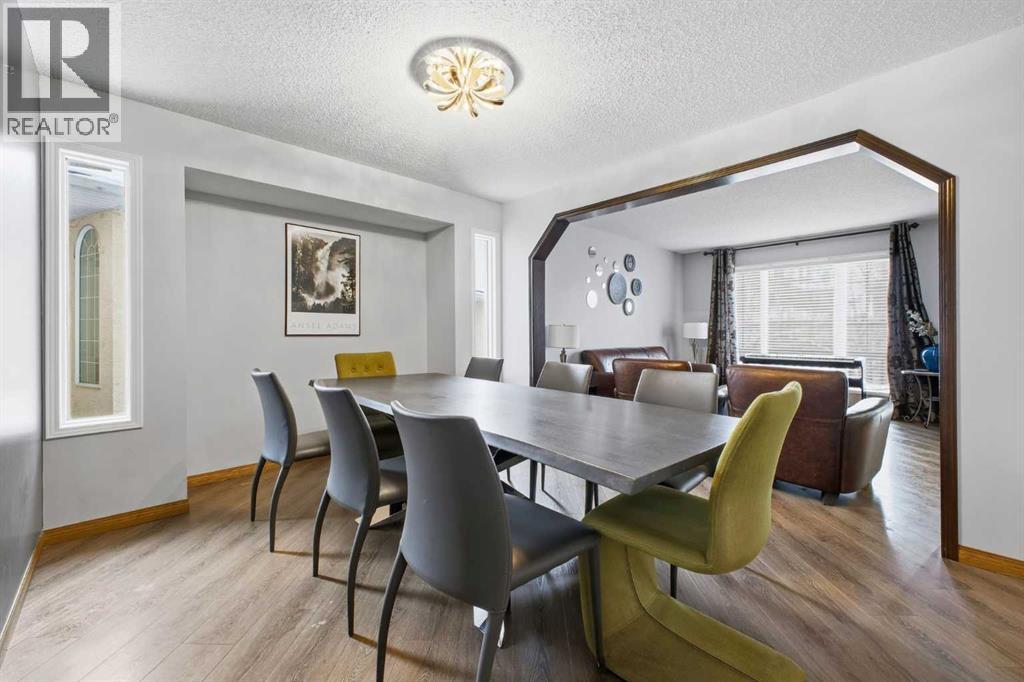 46 Sunset Way Se, Calgary, Alberta  T2X 3H6 - Photo 9 - A2289993