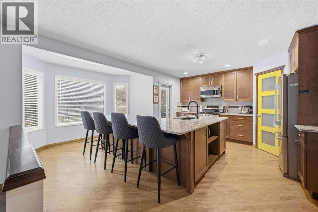 46 Sunset Way Se, Calgary, Alberta  T2X 3H6 - Photo 11 - A2289993