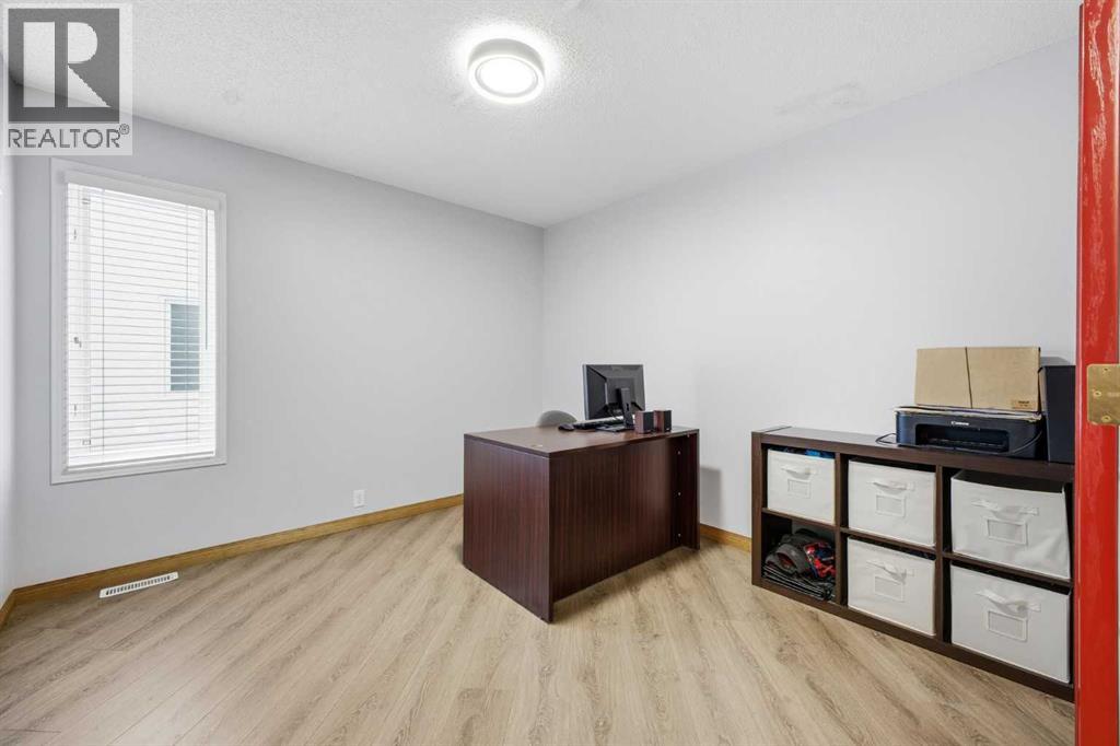 46 Sunset Way Se, Calgary, Alberta  T2X 3H6 - Photo 21 - A2289993